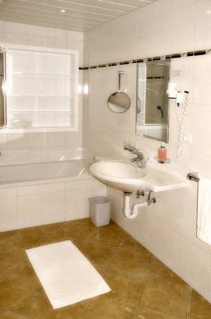 Imagen general del Hotel Aparthotel Tschanun Garni. Foto 8