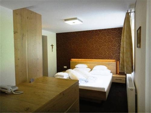 Imagen general del Hotel Aparthotel Tschanun Garni. Foto 14