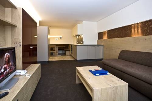 Imagen general del Hotel Aparthotel Tschanun Garni. Foto 22