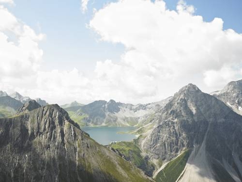 Imagen general del Hotel Aparthotel Tschanun Garni. Foto 43