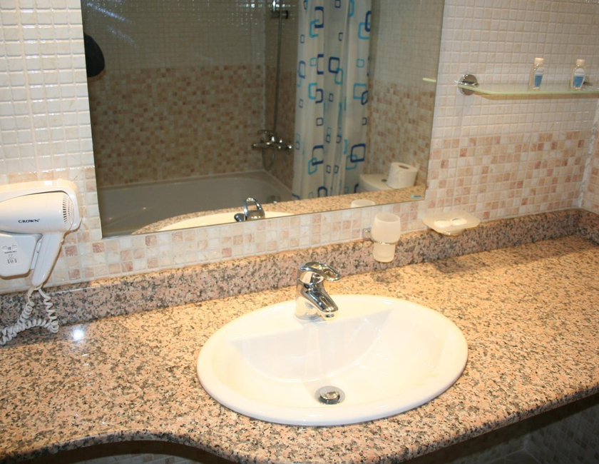 Imagen general del Hotel Aparthotel Vris. Foto 19