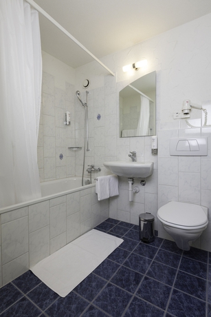 Imagen de la habitación del Hotel Apart-hotel Zurich Airport. Foto 9