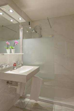 Imagen de la habitación del Hotel Aparthotel dala Leukerbad. Foto 10