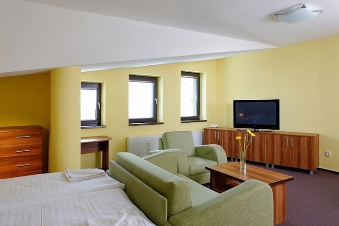 Imagen de la habitación del Hotel Apartm&aacute;nov&yacute; Dom Fam&iacute;lia Smokovec. Foto 4