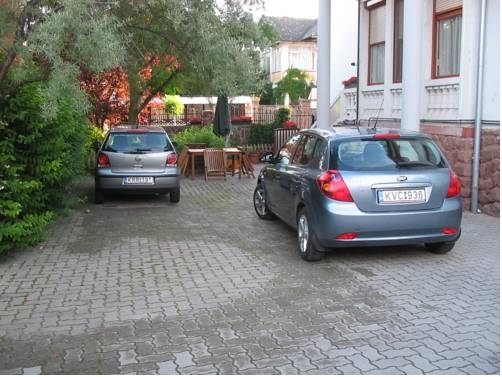 Imagen general del Hotel Apartman Csöpi. Foto 7