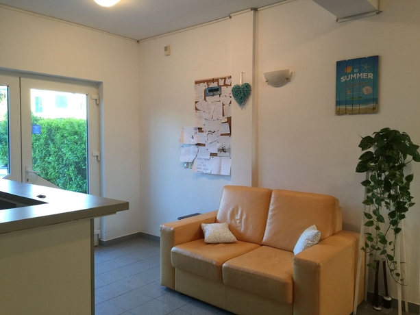 Imagen de los interiores del Hotel Apartmani Anaandita. Foto 16