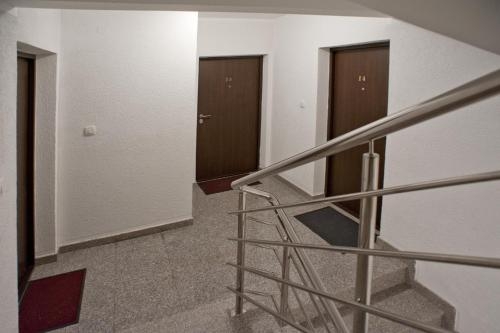Imagen de la habitación del Hotel Apartmani Jovan. Foto 6