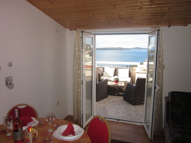 Imagen de la habitación del Hotel Apartmani Kresic. Foto 4