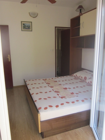 Imagen de la habitación del Hotel Apartmani Kresic. Foto 8