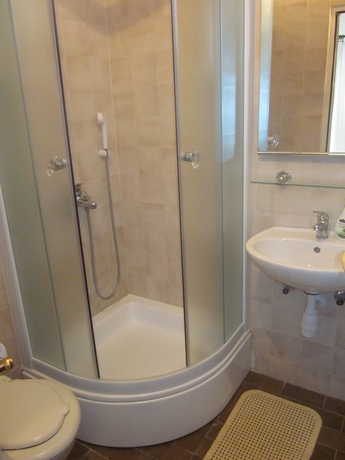 Imagen de la habitación del Hotel Apartmani Kresic. Foto 9