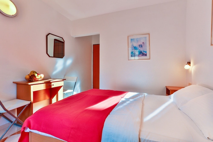Imagen de la habitación del Hotel Apartmani Luka - Vila Brzulović. Foto 13