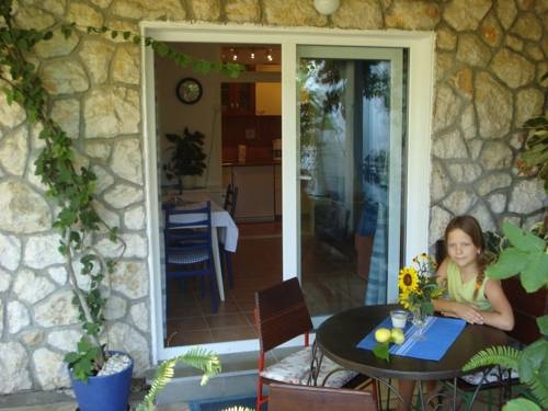 Imagen general del Hotel Apartmani Mare. Foto 3