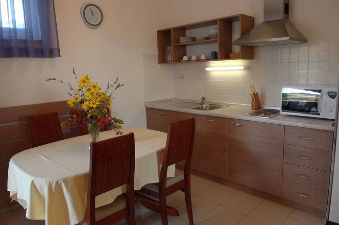 Imagen de la habitación del Hotel Apartmani Marija. Foto 6