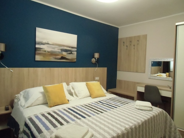 Imagen de la habitación del Hotel Apartmani Romano. Foto 15