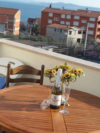 Imagen general del Hotel Apartmani Slavica Trogir. Foto 13