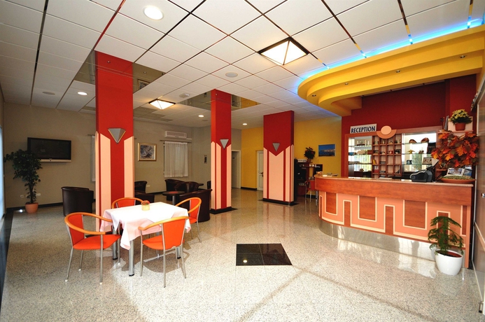 Imagen de los interiores del Hotel Apartmani Trogir. Foto 13