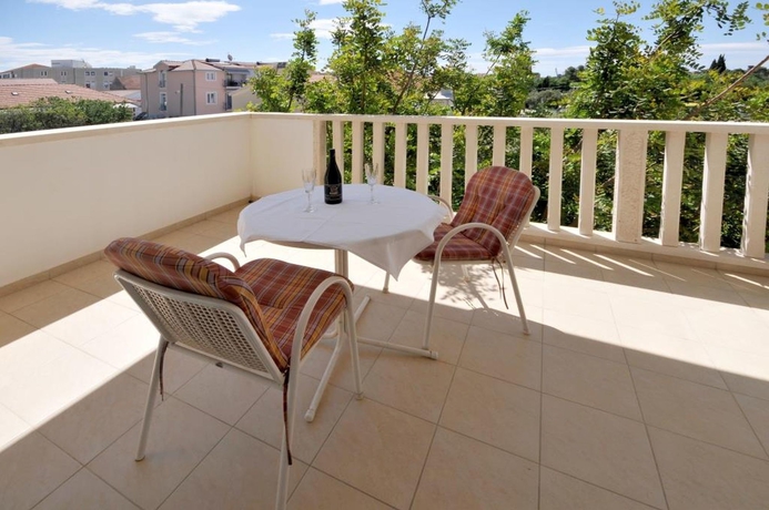 Imagen de la habitación del Hotel Apartmani Trogir. Foto 7