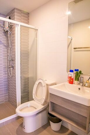 Imagen general del Hotel Apartment 450m From Bts With Sky Pool - Bkbloft5. Foto 5