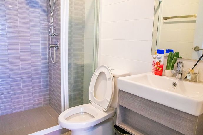 Imagen de la habitación del Hotel Apartment 450m From Bts With Sky Pool - Bkbloft6. Foto 14