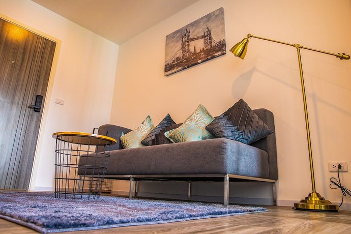 Imagen de la habitación del Hotel Apartment 450m From Bts With Sky Pool - Bkbloft8. Foto 8