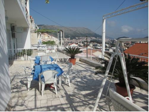 Imagen general del Hotel Apartment And Rooms Zora. Foto 9