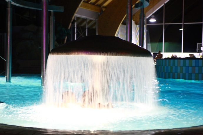 Imagen de la piscina del Hotel Apartment Resort Eco Spa Snovik. Foto 14