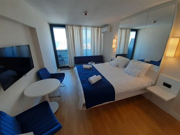 Imagen de la habitación del Hotel Apartment With View Of The Sea And City. Foto 7