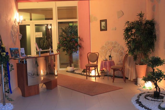 Imagen de los interiores del Hotel ApartmentHotel Vollumen. Foto 19