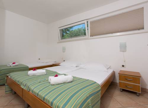 Imagen de la habitación del Hotel Apartments Adria. Foto 8