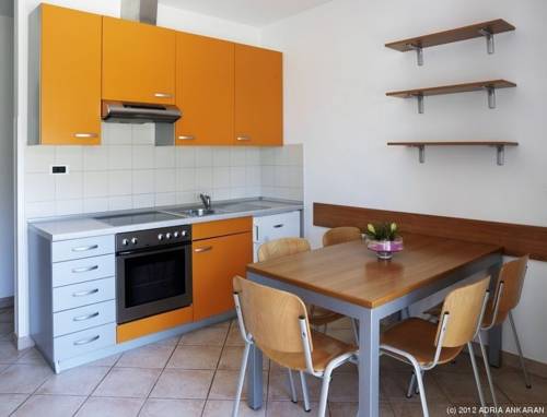 Imagen de la habitación del Hotel Apartments Adria. Foto 16