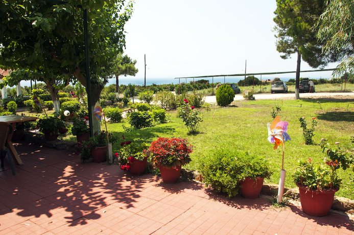 Imagen general del Hotel Apartments Alexandros. Foto 2