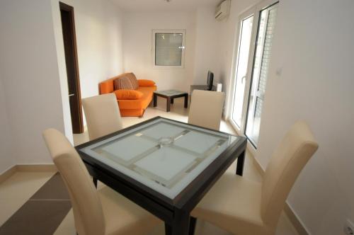 Imagen general del Hotel Apartments Anita, Budva. Foto 9