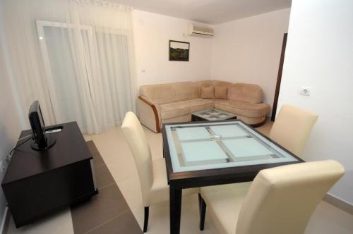 Imagen de la habitación del Hotel Apartments Anita, Budva. Foto 20