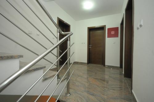 Imagen general del Hotel Apartments Anita, Budva. Foto 15