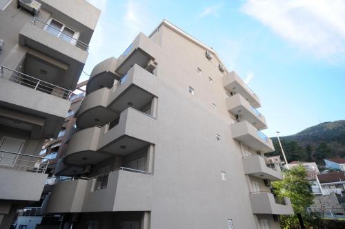 Imagen general del Hotel Apartments Anita, Budva. Foto 16