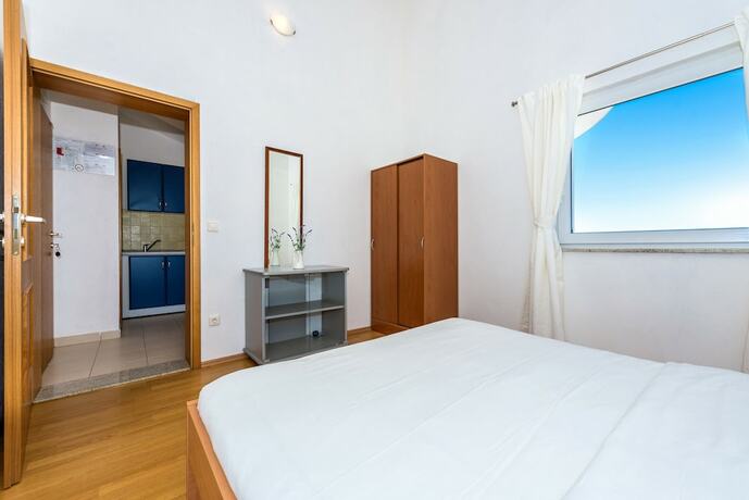 Imagen general del Hotel Apartments Arausa with Pool. Foto 2