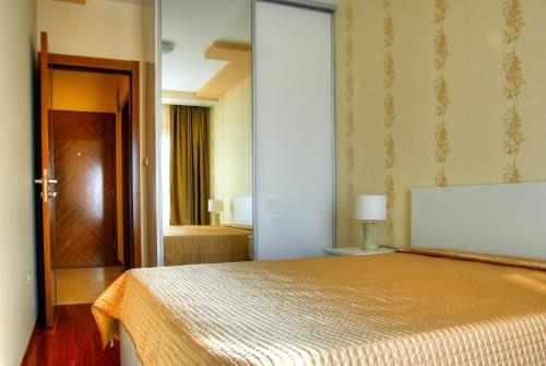 Imagen de la habitación del Hotel Apartments Athos. Foto 7