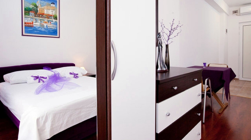 Imagen de la habitación del Hotel Apartments Aura. Foto 4