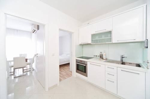 Imagen general del Hotel Apartments Barbati. Foto 4