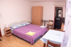 Imagen general del Hotel Apartments Barcot-studio. Foto 2