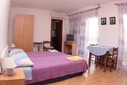 Imagen general del Hotel Apartments Barcot-studio. Foto 9