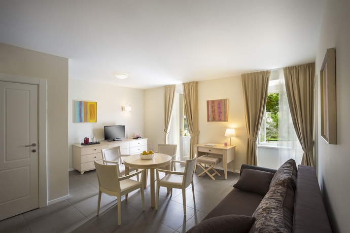 Imagen de los interiores del Hotel Apartments Belvedere - Liburnia. Foto 10