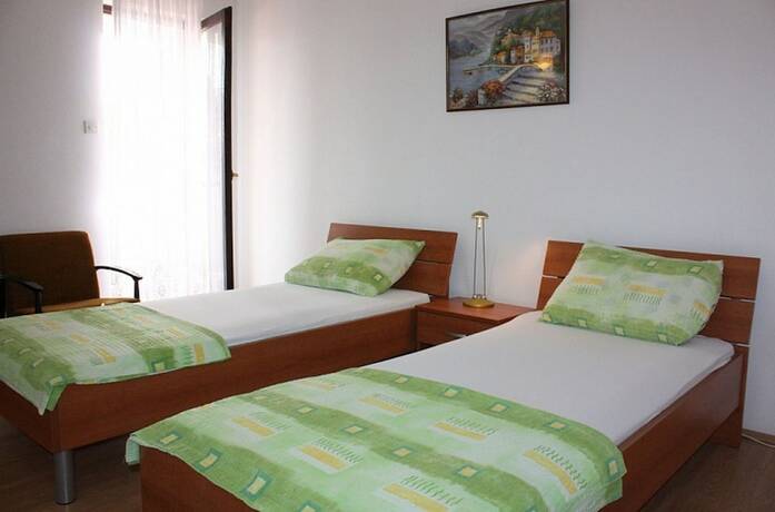 Imagen general del Hotel Apartments Blato-J. Foto 2