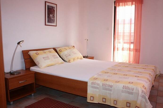 Imagen general del Hotel Apartments Blato-J. Foto 5