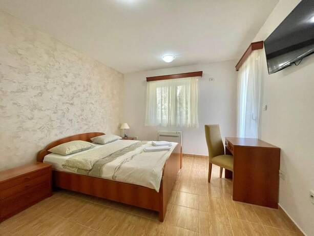 Imagen general del Hotel Apartments Boreta Becici. Foto 9