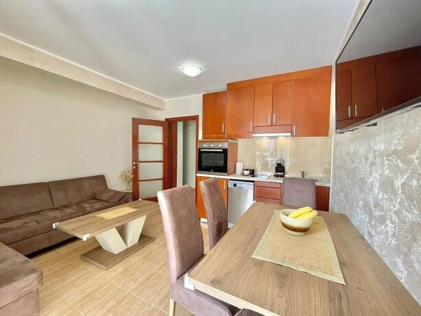 Imagen de la habitación del Hotel Apartments Boreta Becici. Foto 23