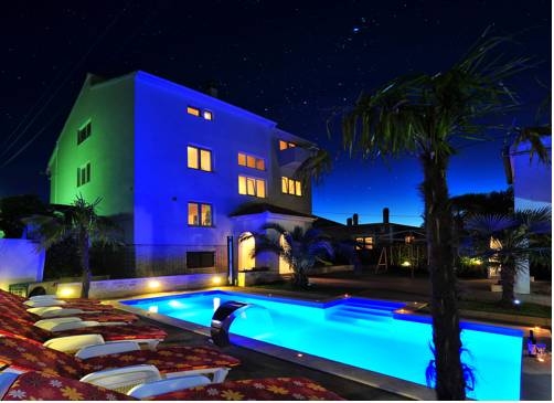 Imagen general del Hotel Apartments Bracic. Foto 4