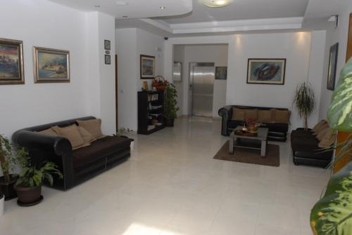 Imagen general del Hotel Apartments Butua. Foto 5