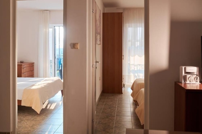 Imagen de la habitación del Hotel Apartments Cataleya Przno. Foto 19