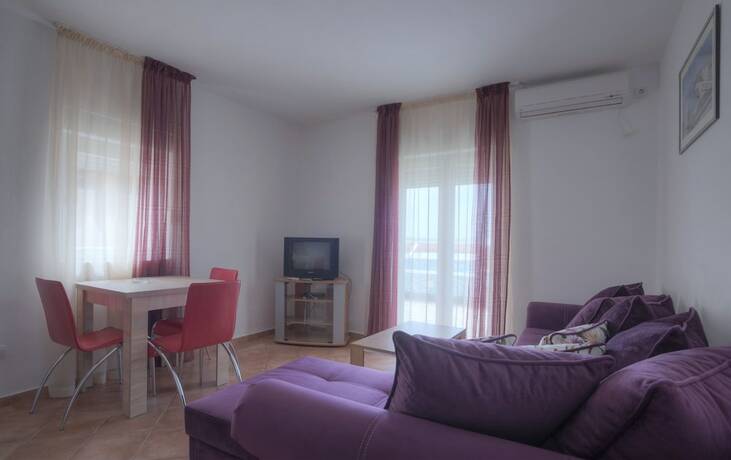 Imagen de la habitación del Hotel Apartments Djurasevic. Foto 12